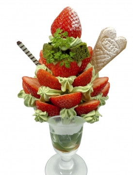 全3種類【期間限定】たっぷり苺のパフェを開く