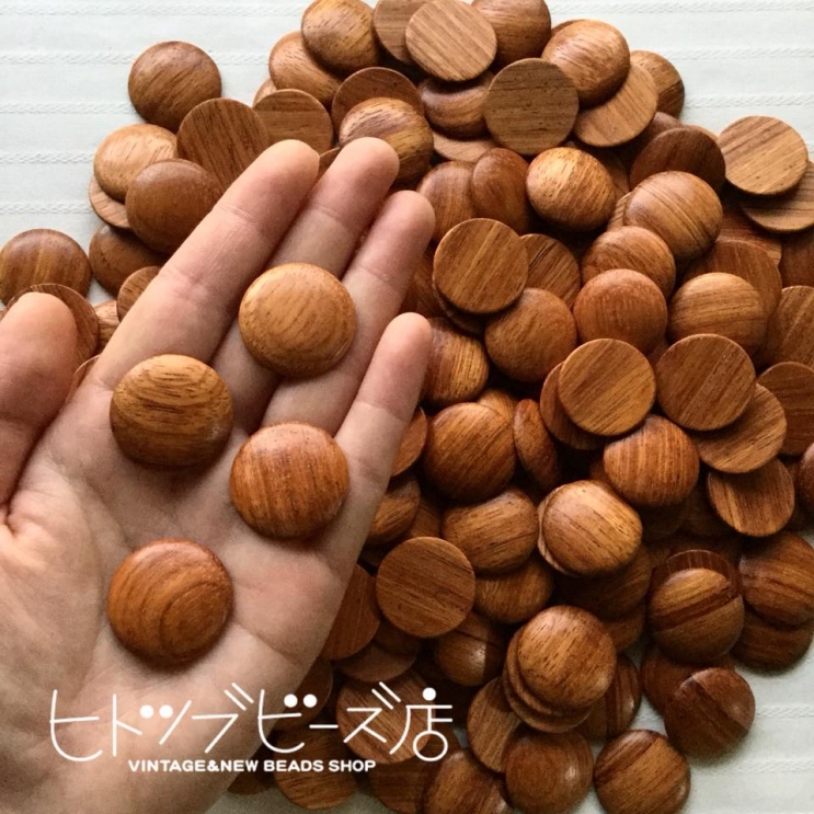 バイヨンウッドのカボション