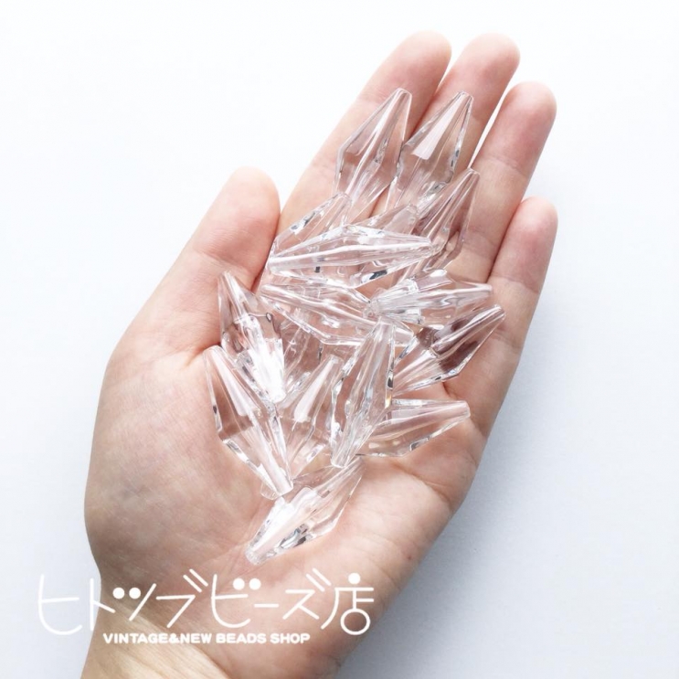 アクリルビーズ