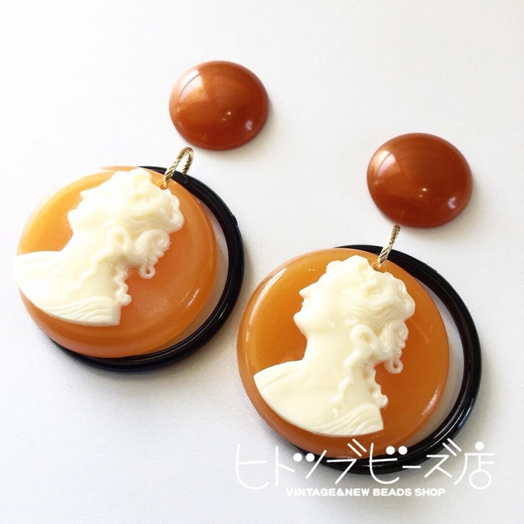 樹脂製ヴィンテージカボション