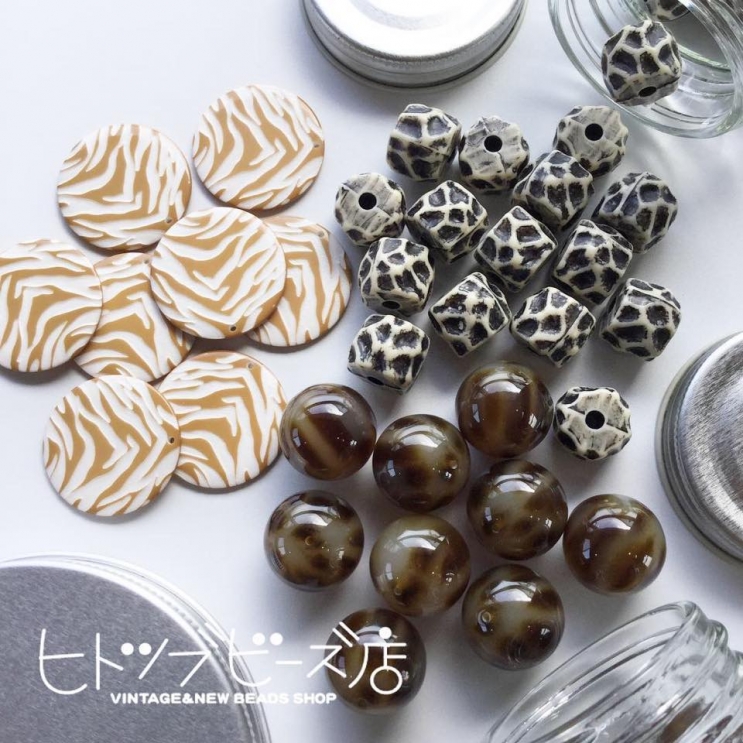 アニマル柄ビーズ