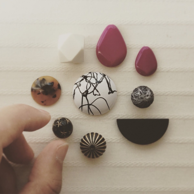 樹脂製カボション