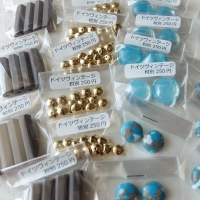 ヒトツブビーズ店のビーズ