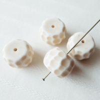 ヴィンテージでこぼこドラムビーズ