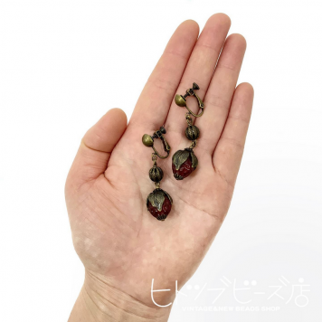 店主の作ったアクセサリー